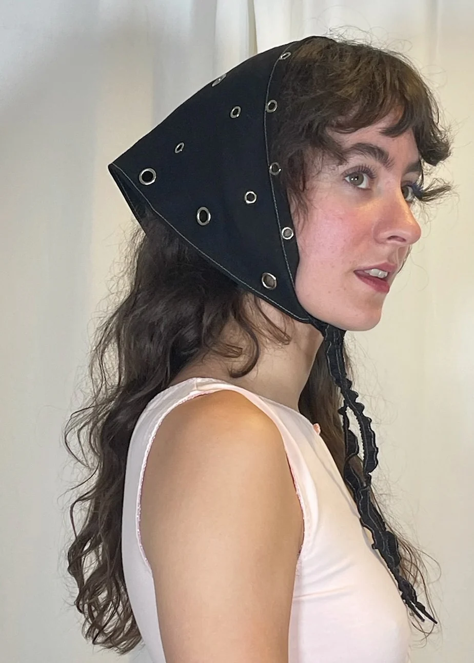Lotus Piercing Bandana Black - Image 8