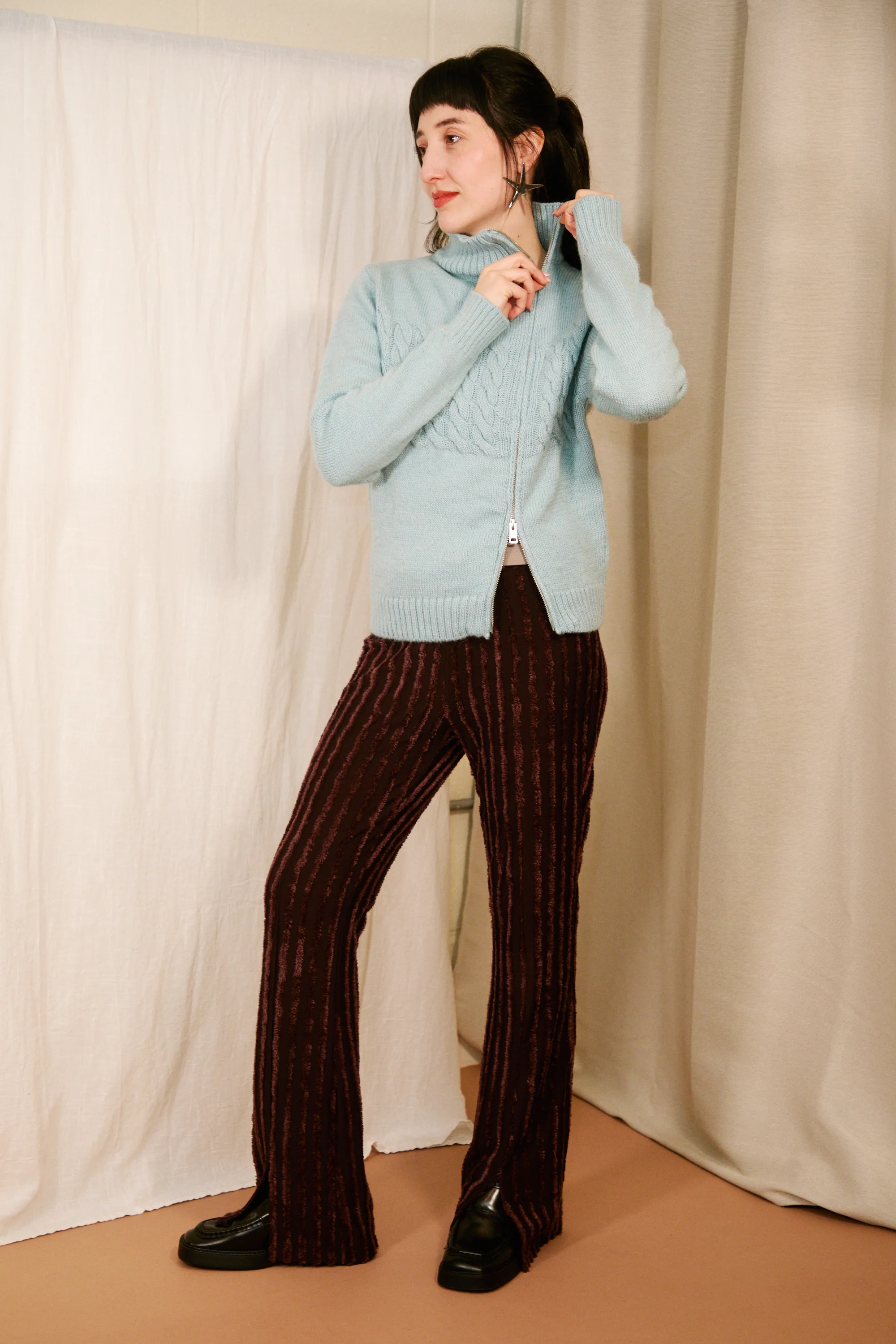 Mara Zipper Turtleneck in Turquoise - Image 4